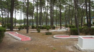 03-Activites-Minigolf-001.JPG